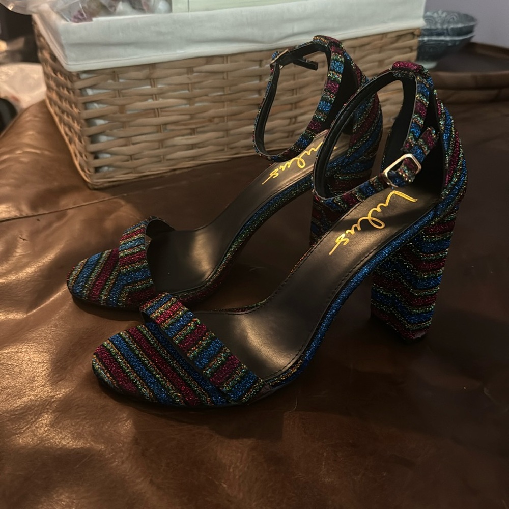 Lulus color striped heels